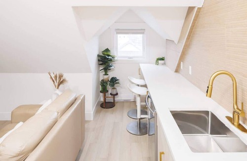 Charlottetown Apartment | Luxury Studio Downtown with soaking tub