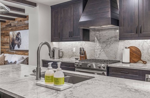 Canmore Villa | Luxury Townhome | Private Hot Tub & Fire Table