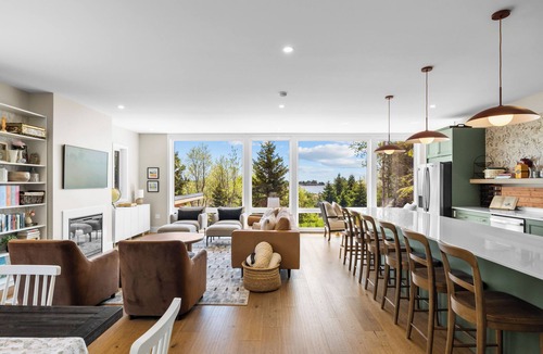 DeSable House | Luxury Waterfront Property - Meadow's Edge with Beach Access, Hot Tub