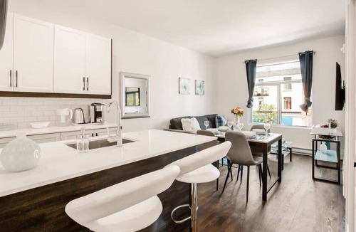 Mile End Apartment | M11 | Le Mile End - Spacious 1BDR in Plateau-3A