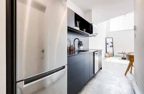 Mile End Apartment | M11 | Le Mile End - Unique 1BDR loft in MTL-1A