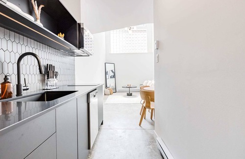 Mile End Apartment | M11 | Le Mile End - Unique 1BDR loft in MTL-1A