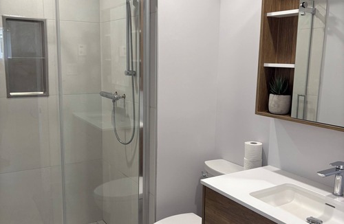 Longueuil Apartment | Magnificent new apartment 15 minutes from Berri-UQAM
