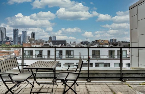 Griffintown Apartment | Magnificent Penthouse with view
