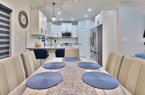 Saskatoon House | Main Floor House in Brighton