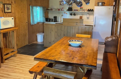 Manitoulin District Cabin | Main Lodge Mac’s Camp