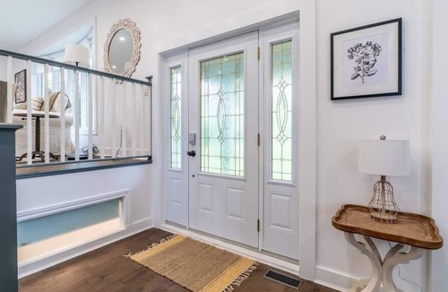 Greenbank Cottage | Maison Newman - Waterfront Luxury - Private Pool!