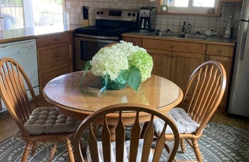 Brew Bay House | MALASPINA HIDEAWAY