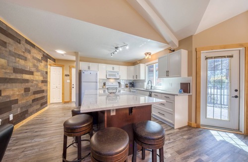 East Kootenay House | Marble Canyon 3 bedroom loft townhome: Unit 902P2