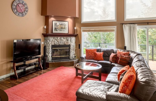 East Kootenay House | Marble Canyon 4 Bedroom Premium Townhome: Unit 801P2