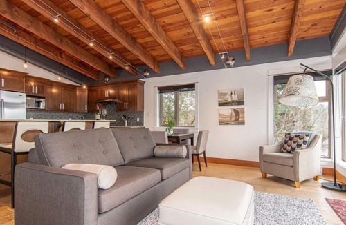 Ganges Apartment | Mariner's Loft