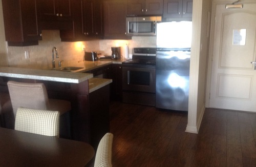 Kelowna Central Business District Villa | MARRIOTT DELTA. GRAND