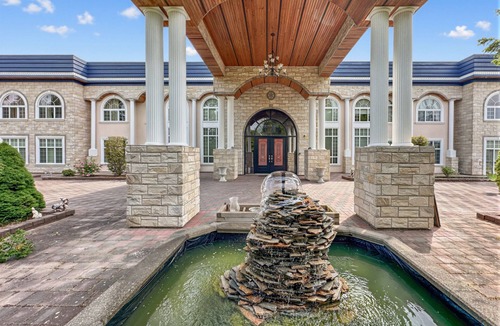 Richmond House | Massive Luxury Estate Mansion with Indoor Pool, Gym & AC