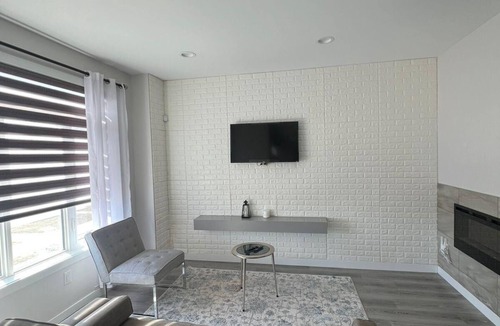 Winnipeg House | Master Bedroom with a private bath in a 3BD duplex