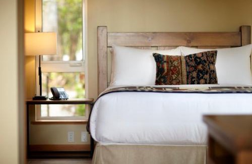 Tofino Cabin | Middle Beach Lodge