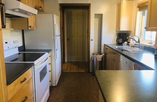 Whitehorse House | Midnight Sun Vacation Rental