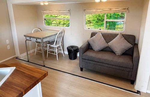Parry Sound House | Mill Lake Waterfront RV Retreat | Parry Sound #01