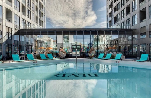 Victoria Park Apartment | Modern 2-Bedroom near Downtown | BLVD Beltline