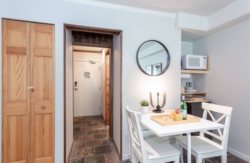 Whistler Creekside Condo | Modern 2 Studio lock-off w/free parking & 5 min walk to the gondola and/or lake