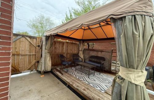 Brantford Apartment | Modern 2BR Retreat w Heated Floors-Gazebo
