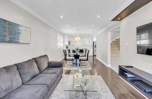 Whitby House | Modern 4BR Family Home w/Pool · Whitby