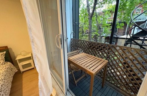 De Lorimier Apartment | Modern and sunny apartment in Plateau - Montréal