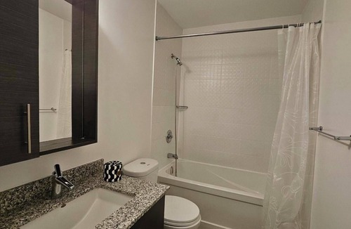 Thornhill Condo | Modern Chic Condo