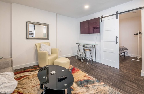 Bedford Apartment | Modern Contemporary 2 Bedroom Suite
