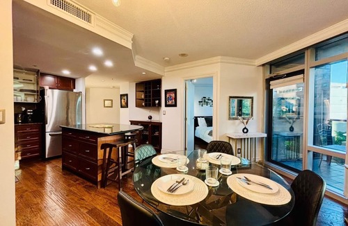 Downtown Vancouver Apartment | Modern Downtown Vancouver Condo – Walk to SkyTrain