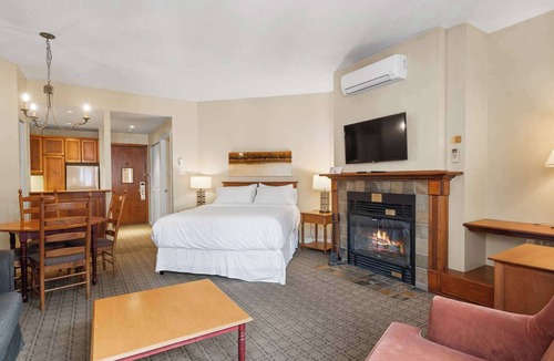 Mont-Tremblant Pedestrian Village Condo | Mont-Tremblant - Le Johannsen 364