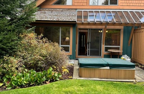 Village North Ski Chalet | Montebello 3 bedroom chalet, private hot tub