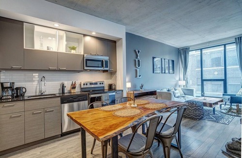 Quartier des Spectacles Apartment | Montreal - C Lofts Le Smith 2 Bedroom