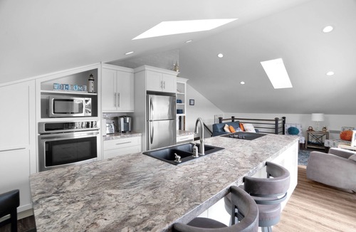 Cardigan House | Morley's Marina Loft