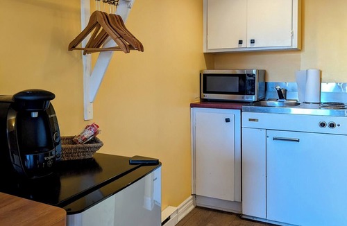 Saint-Sauveur Hotel | Motel des Pentes et Suites