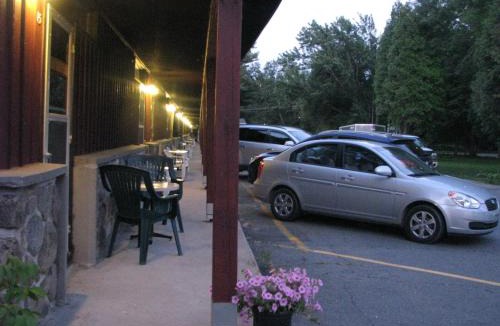 Sorel-Tracy Hotel | Motel Le Charentais