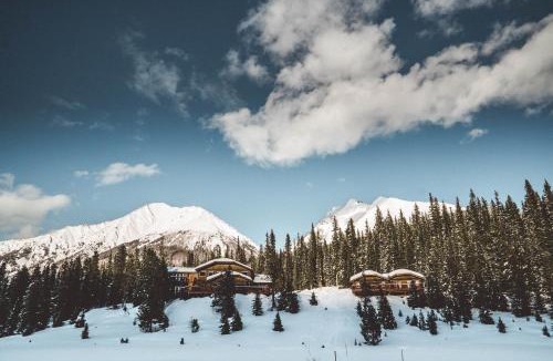 Spray Valley Provincial Park Cabin | Mount Engadine Lodge