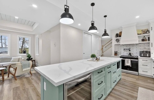Oro-Medonte House | Mount St. Louis Four Season Hideaway