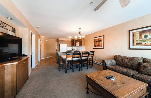 East Kootenay Hotel | Mountain View Resort and Suites at Fairmont Hot Springs
