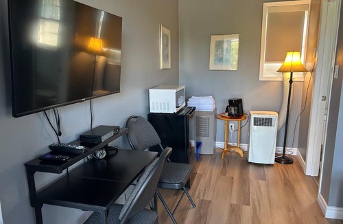 Madawaska Valley Hotel | Mountain View Motel