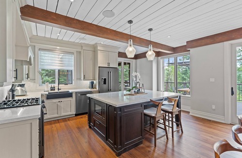 Dwight Cottage | Muskoka Cottage Retreat, 6 Bedrooms Luxury Cottage