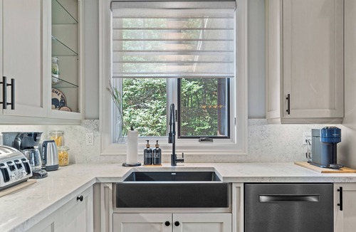 Dwight Cottage | Muskoka Cottage Retreat, 6 Bedrooms Luxury Cottage