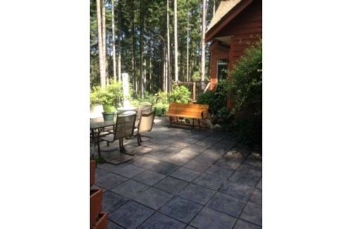 Regional District of Nanaimo House | Nanaimo Lakeside Escape