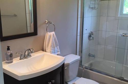 London Apartment | Near University and Hospitals