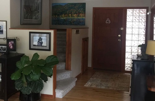 Nelson House | Nelson - Kootenay Lake Beachfront and 4 Season get away
