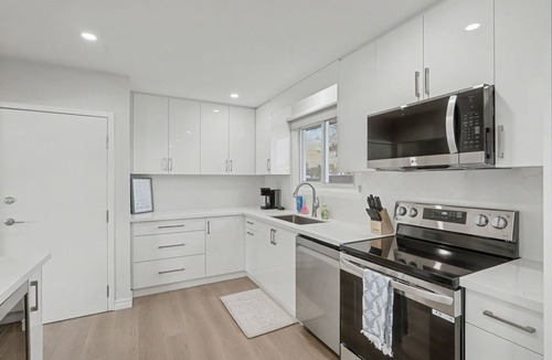 Niagara Falls House | New 3BR Home - Minutes to the Falls!