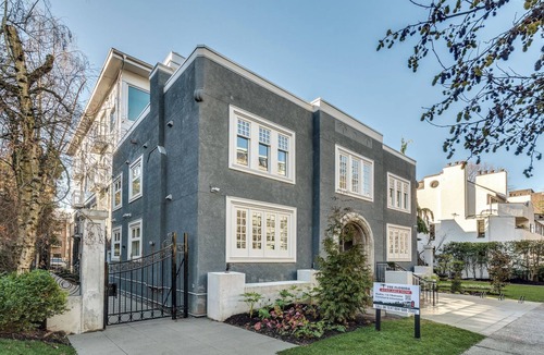 West End Apartment | NEW BUILDING - Pet Friendly Furnished One Bedroom @ 1170 Barclay