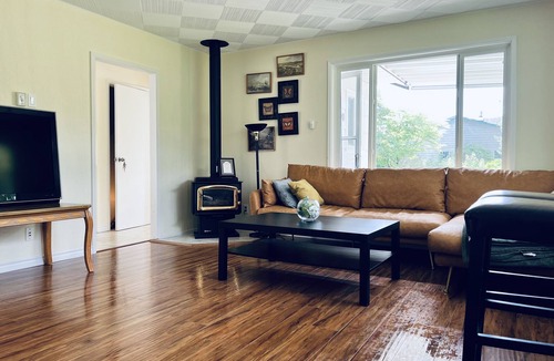 Langley Other | New contemporary Farm cottage with Mountain View’s