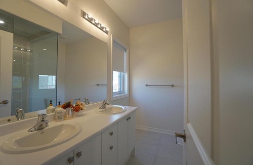 North York House | New Custom-built House Close to Rogers Stadium