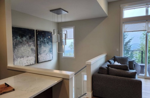 Regional District of Nanaimo House | New pet friendly house with amazing mountain and water views