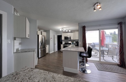 Langford House | Newly Renovated Home/On Quiet Nature Sanctuary